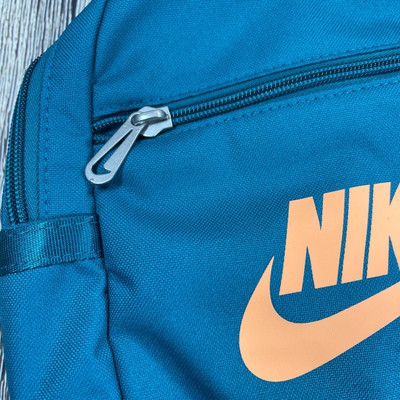 Nike Sportswear Futura 365 Mini Backpack Teal Green Blue One Size 6L CW9301-367 - Picture 3 of 6